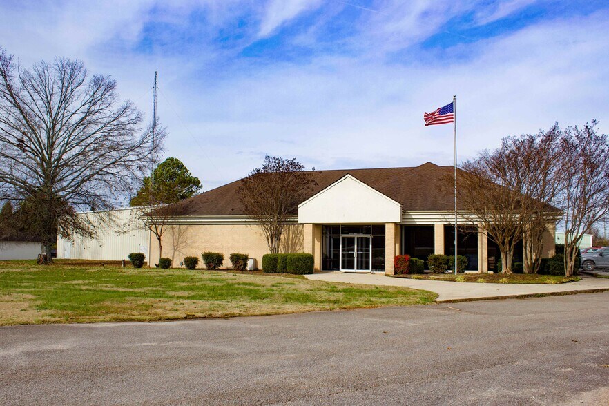 Primary Photo Of 7220 Governors West NW, Huntsville Industrial For Sale