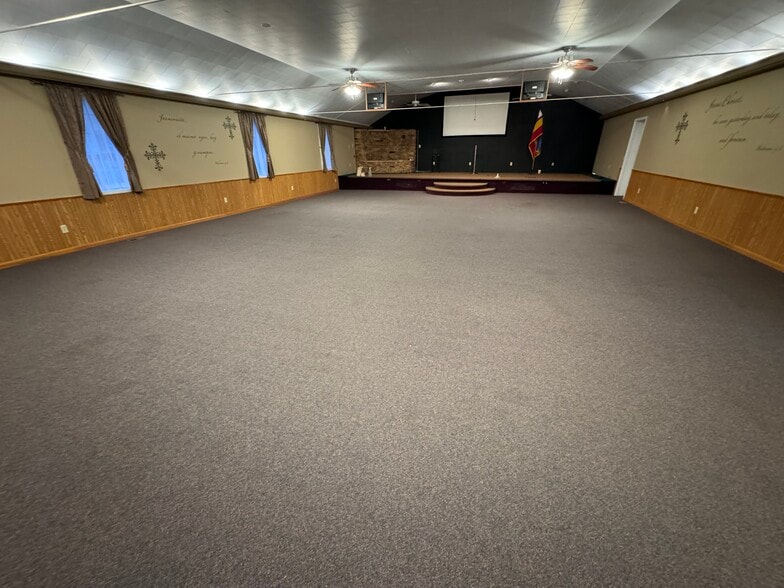 More Photos Of 201 Lytle st, Fostoria Religious Facility For Sale