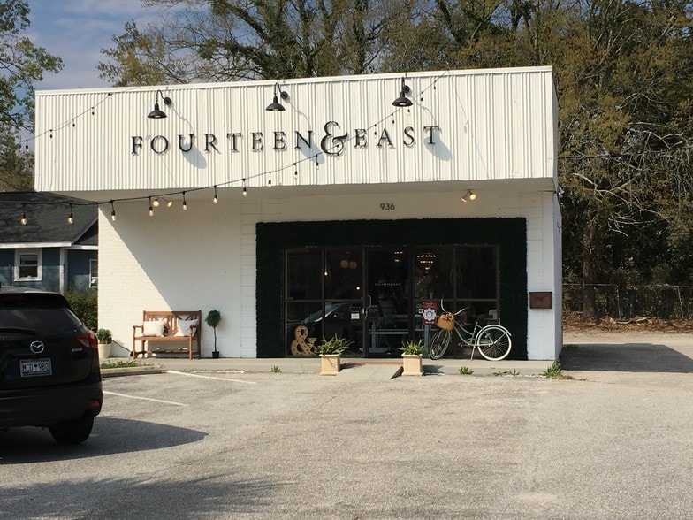 More Photos Of 936 Savannah Hwy, Charleston Freestanding For Lease