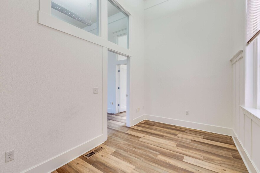 More Photos Of 210 Washington Ave, Richmond Loft Creative Space For Lease