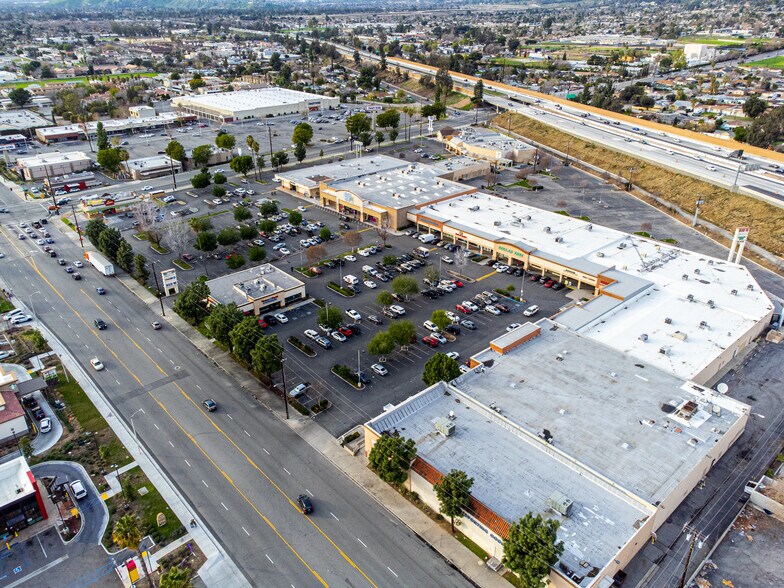 More Photos Of 2028-2150 E Highland Ave, San Bernardino Storefront For Sale