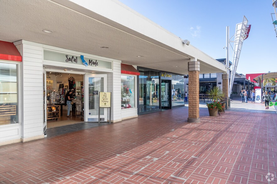 More Photos Of 1288-1640 Camino Del Rio N, San Diego Unknown For Lease