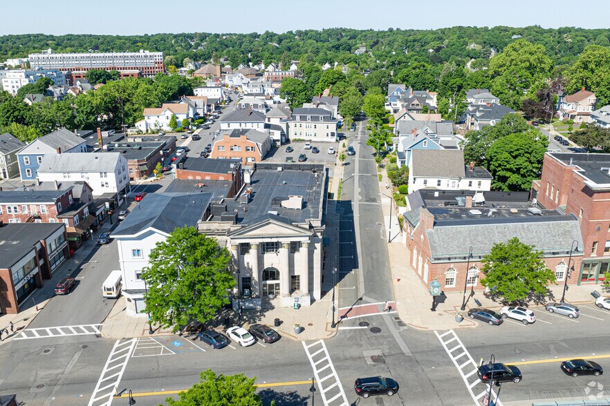 More Photos Of 369 Main St, Wakefield Bank For Sale