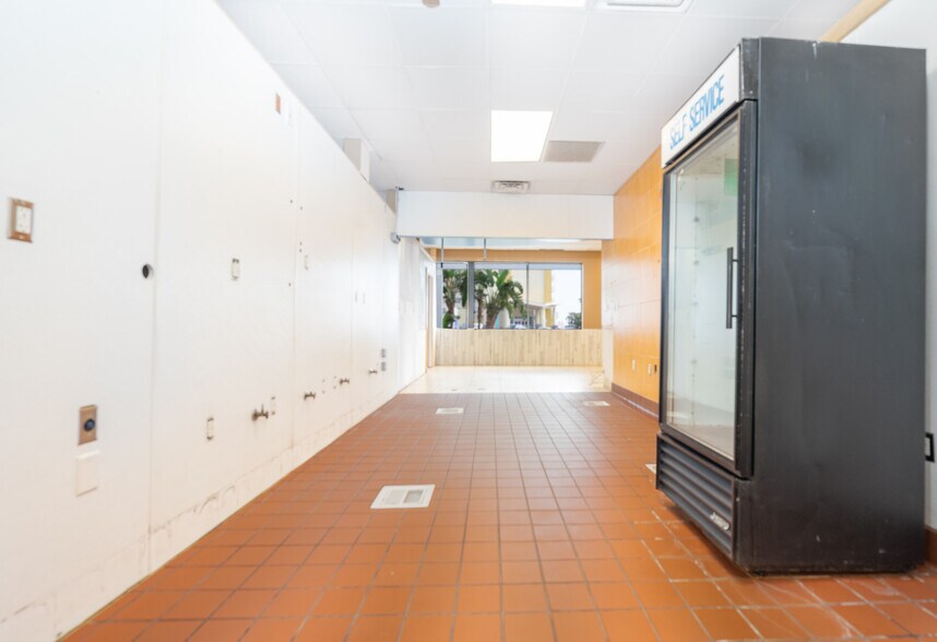 More Photos Of 3162 S Atlantic Ave, Daytona Beach Restaurant For Lease