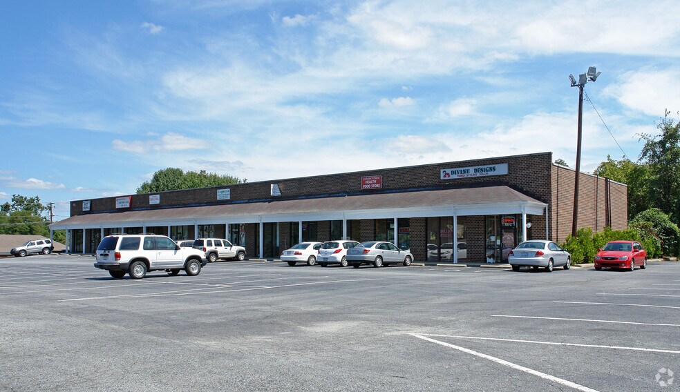 More Photos Of 705-715 W Main St, Jamestown Unknown For Lease