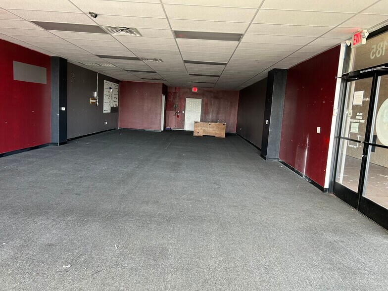 More Photos Of 900 S Valley View Blvd, Las Vegas Unknown For Lease