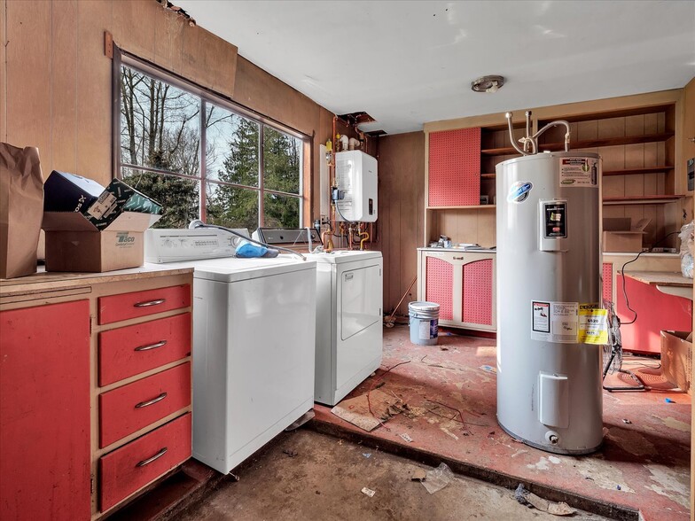 More Photos Of 5041 Guide Meridian, Bellingham Specialty For Sale