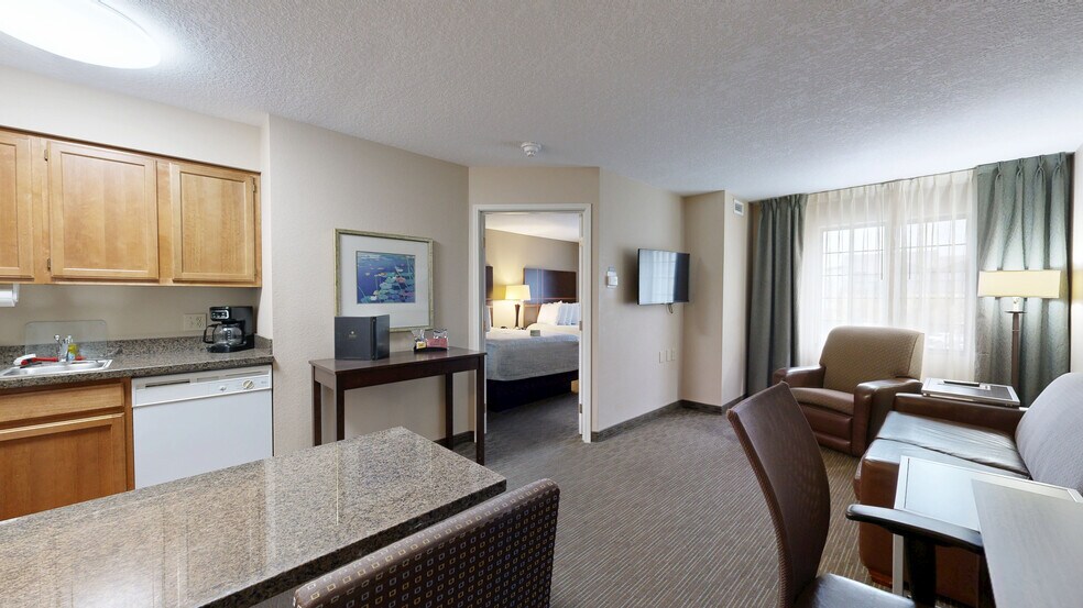 More Photos Of 1211 2nd St SW, Rochester Hospitality For Sale