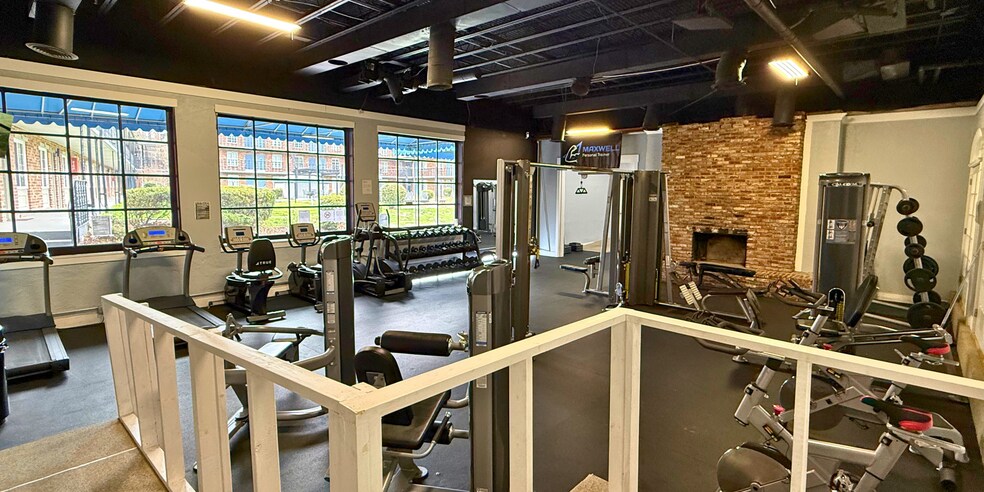 More Photos Of 3501 E Independence Blvd, Charlotte Apartments For Sale