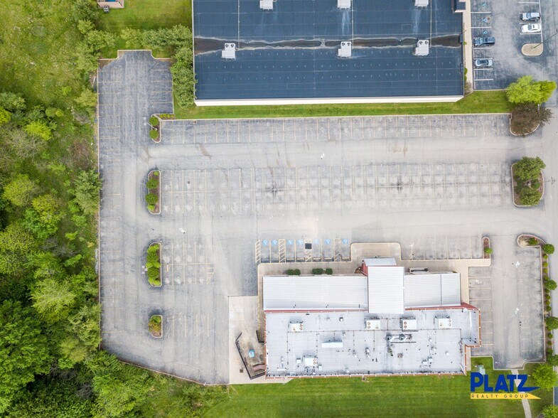 More Photos Of 320 Boardman Poland Rd, Youngstown General Retail For Sale