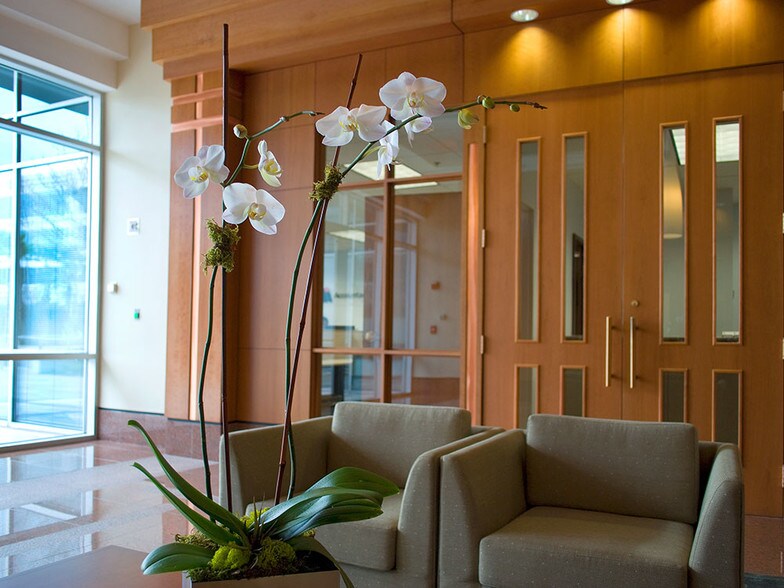 More Photos Of 5220 Belfort Rd, Jacksonville Unknown For Lease