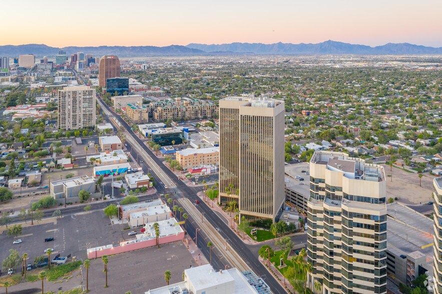More Photos Of 2600 N Central Ave, Phoenix Office For Sale