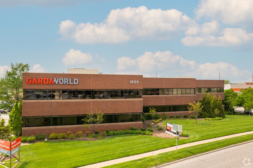 More Photos Of 1699 S Hanley Rd, Brentwood Office For Lease