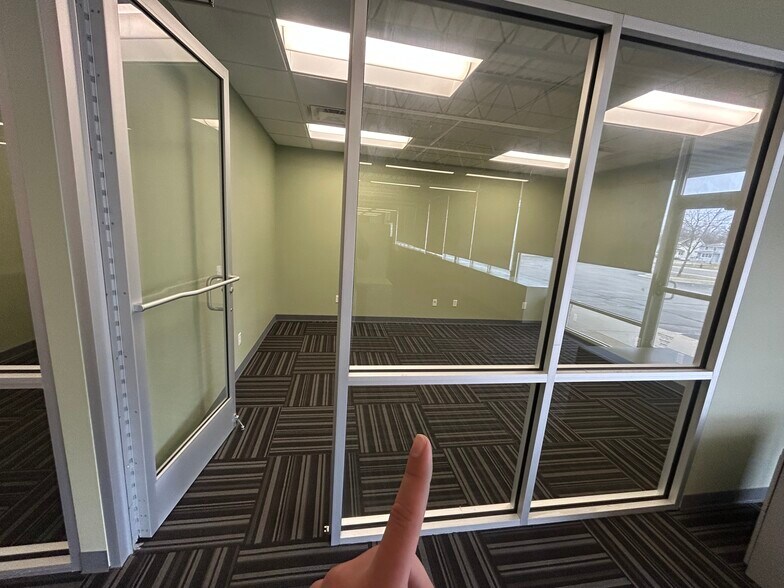 More Photos Of 826 N Martin Luther King Jr Dr, Jackson Freestanding For Sale