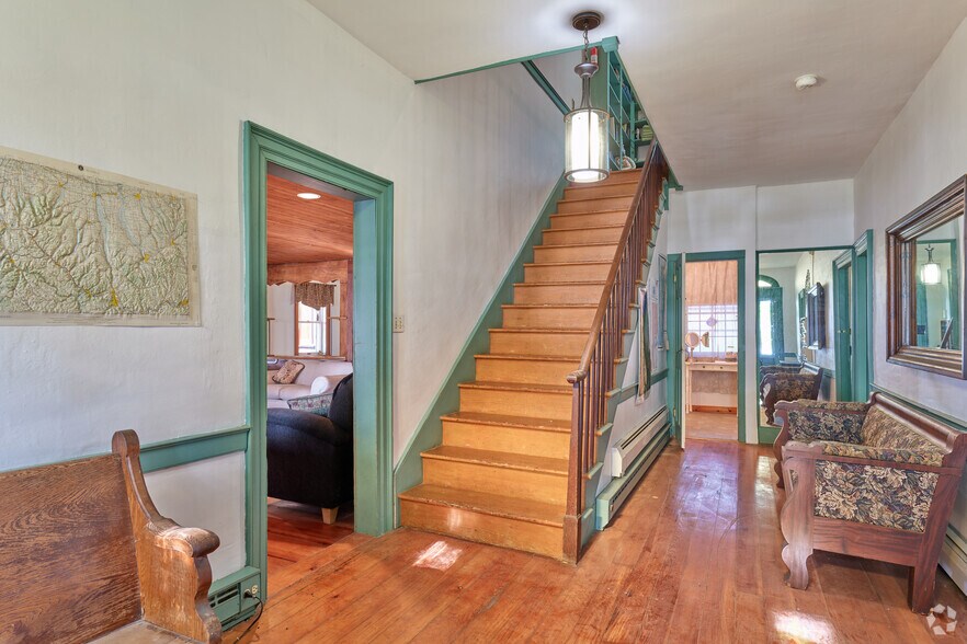 More Photos Of 4966 NY-414, Burdett Specialty For Sale