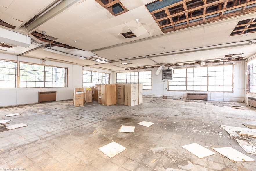 More Photos Of 4230 W Drummond Pl, Chicago Manufacturing For Sale