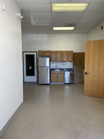 More Photos Of 35715 US Hwy 40, Evergreen Light Manufacturing For Sale