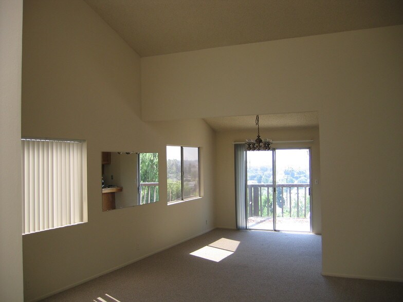 More Photos Of 16591 E Buena Vista, Orange Multifamily For Sale