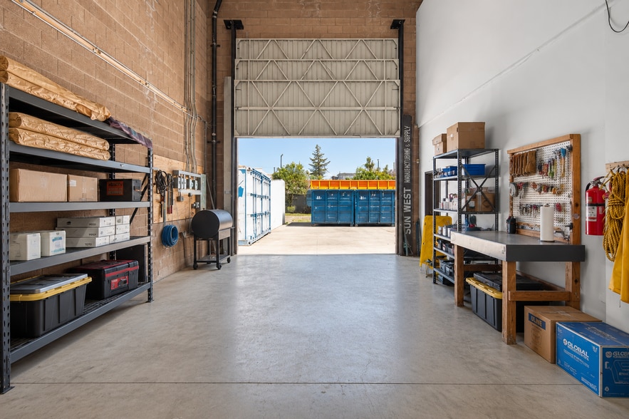 More Photos Of 19651 Nordhoff Way, Northridge Flex For Lease