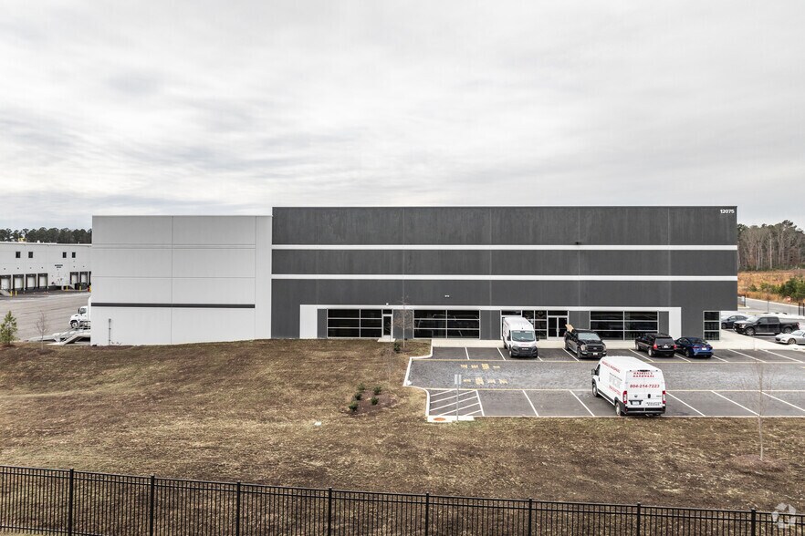 More Photos Of 12075 Harley Club Dr, Ashland Distribution For Lease