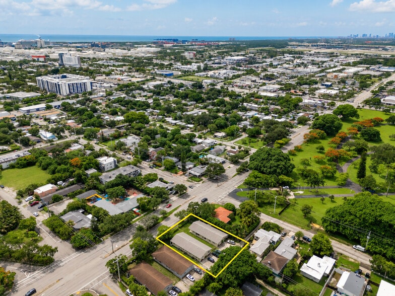 More Photos Of 1911-1915 SW 4th Ave, Fort Lauderdale Apartments For Sale