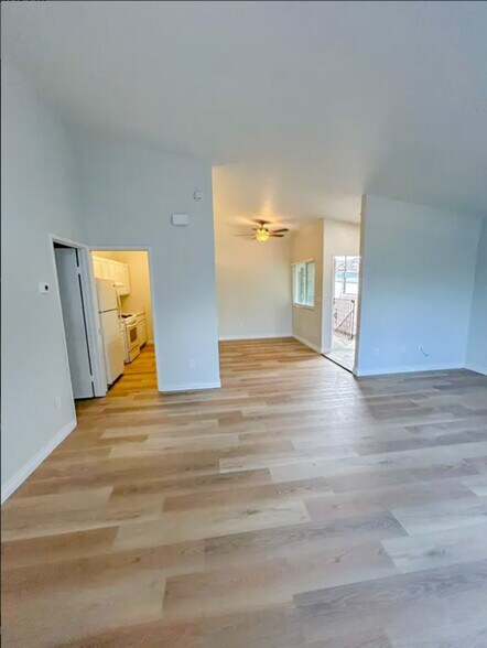 More Photos Of 209-217 C Ave, Coronado Apartments For Sale