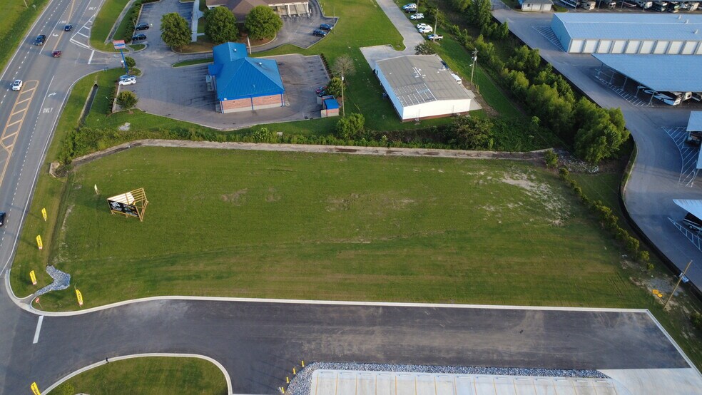 More Photos Of 4640 U.S. 31 Hwy, Calera Land For Sale