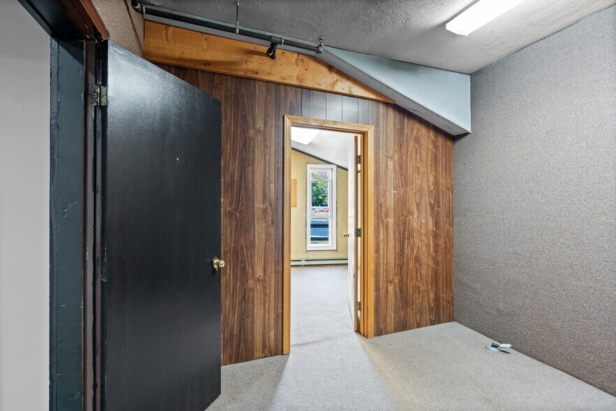 More Photos Of 50 Pleasant St, Norton Storefront Retail Office For Lease