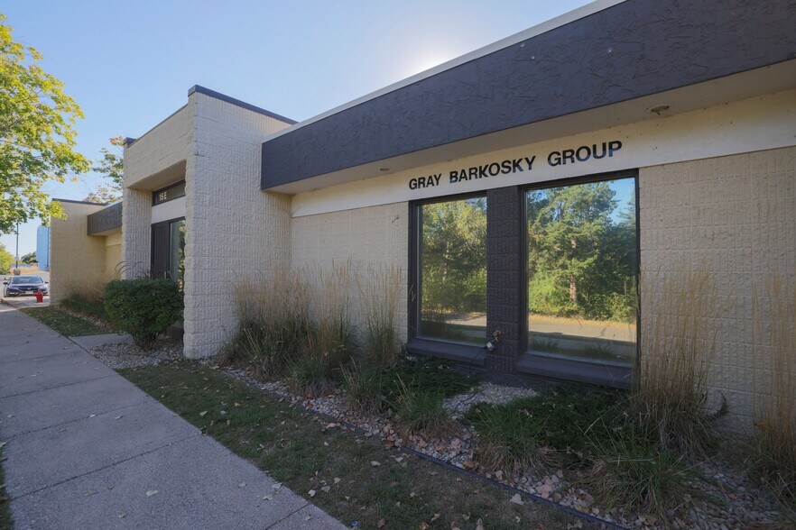 More Photos Of 10740 Lyndale Ave S, Bloomington Light Manufacturing For Sale