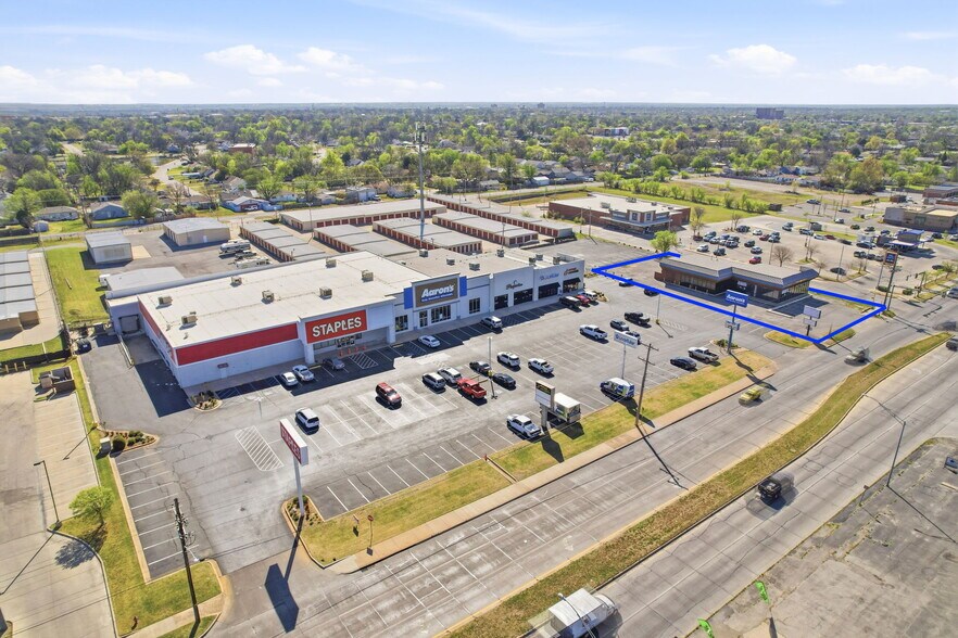 More Photos Of 1001 NW Sheridan Rd, Lawton Freestanding For Lease