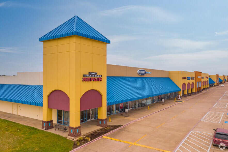 More Photos Of 301 Tanger Dr, Terrell Unknown For Lease