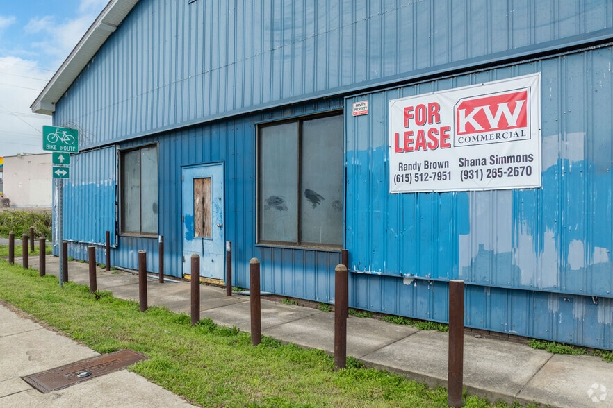 More Photos Of 2208 Dickerson Pike, Nashville Warehouse For Lease