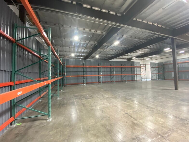 More Photos Of 6925 Atlantic Ave, Long Beach Warehouse For Lease