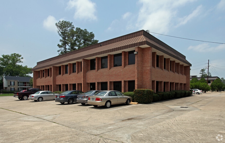More Photos Of 17150 Butte Creek Rd, Houston Office Residential For Lease