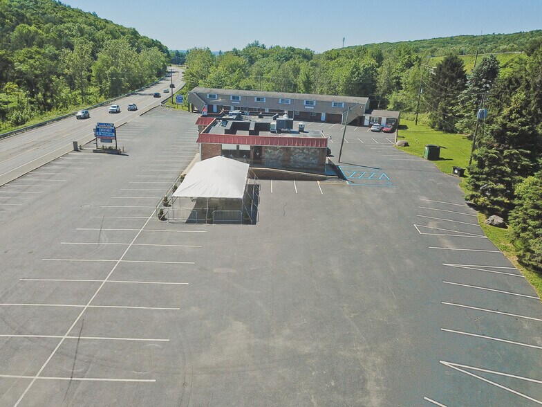 More Photos Of 2576 Route 611, Scotrun Restaurant For Sale