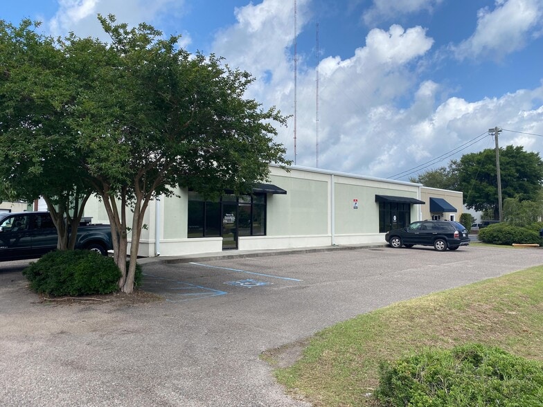 More Photos Of 455 Deanna Ln, Wando Storefront Retail Office For Sale