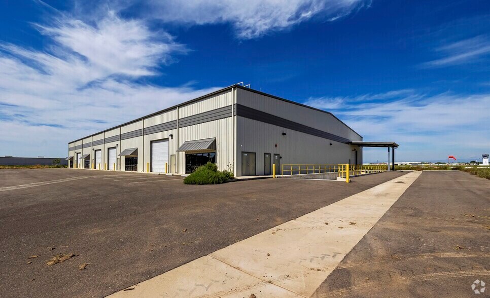 More Photos Of 150 Hawk Dr, Merced Warehouse For Lease