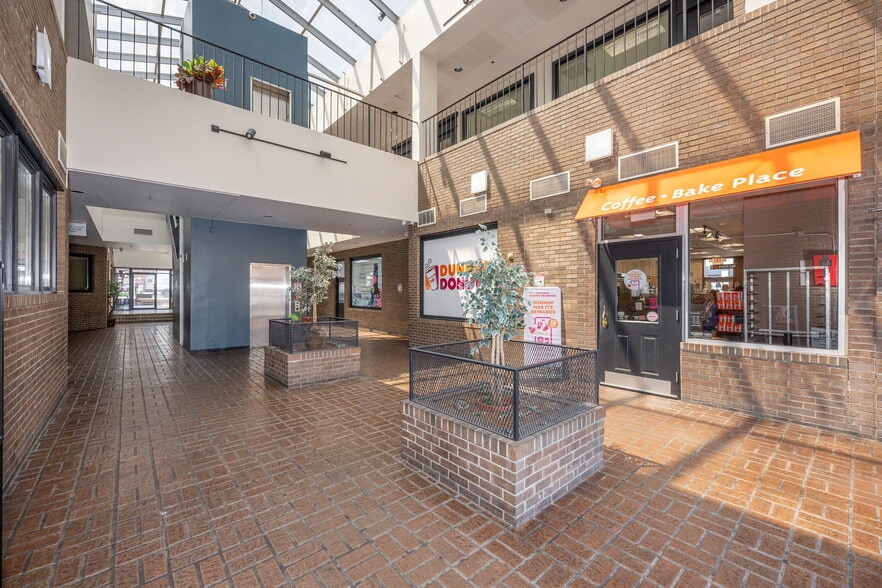 More Photos Of 125 Washington Ave, Dumont Unknown For Lease