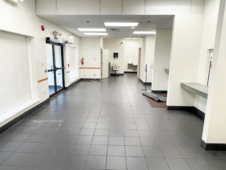 More Photos Of 1620-1680 Lebanon Ave, Belleville Unknown For Lease