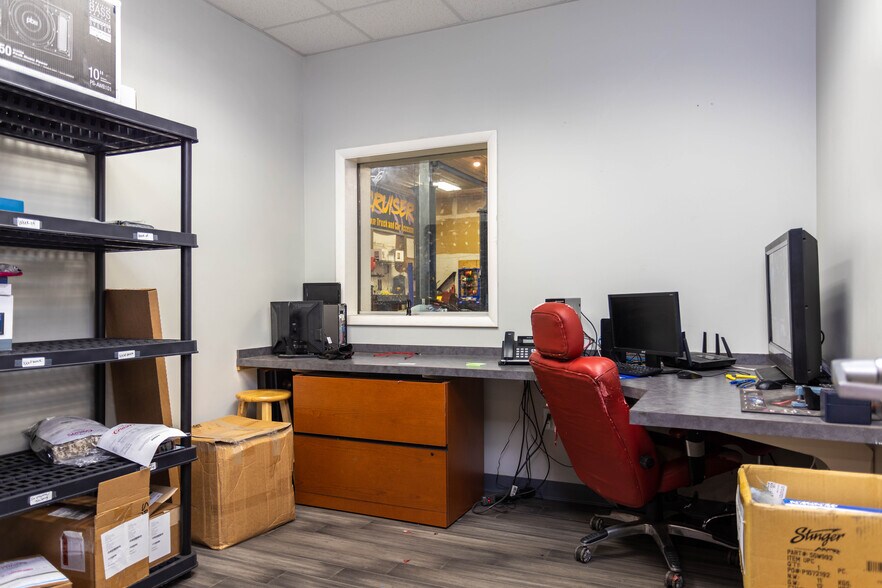 More Photos Of 1970 Us-68 N, Xenia Freestanding For Lease