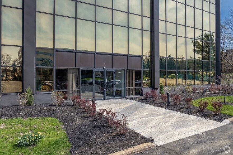 More Photos Of 4807 Rockside Rd, Independence Office For Lease