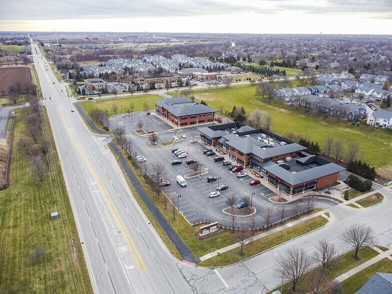 4003 S PlainfieldNaperville Rd, Naperville, IL 60564 For Lease