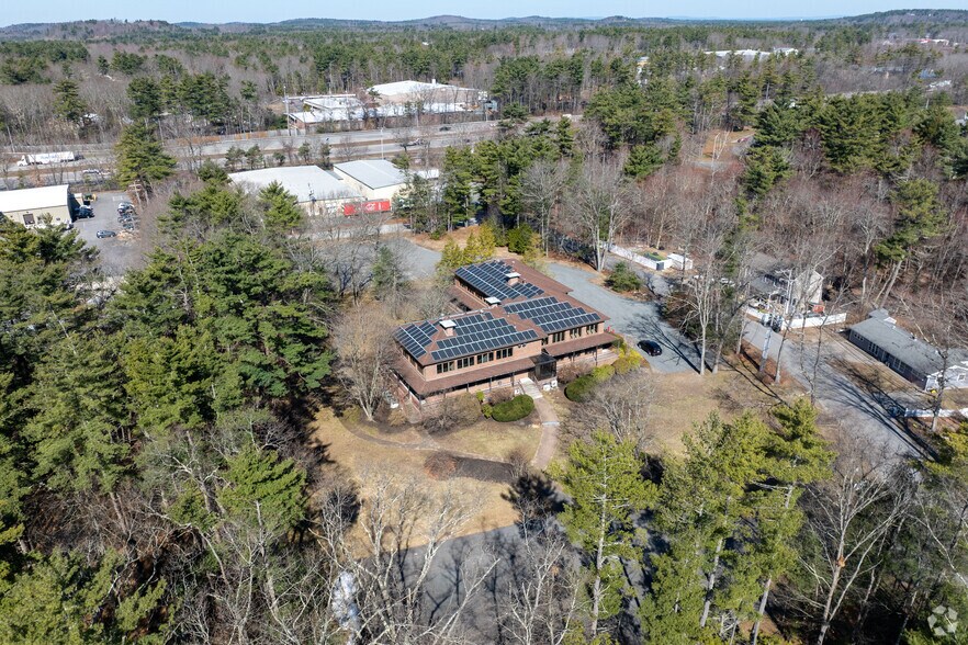 More Photos Of 135 Folly Mill Rd, Seabrook Office Residential For Sale