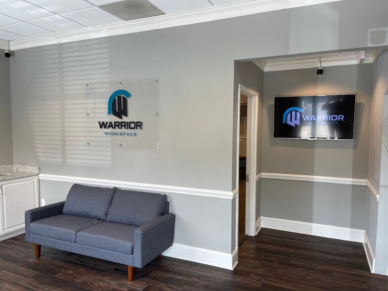 More Photos Of 13310 S Ridge Dr, Charlotte Medical For Lease