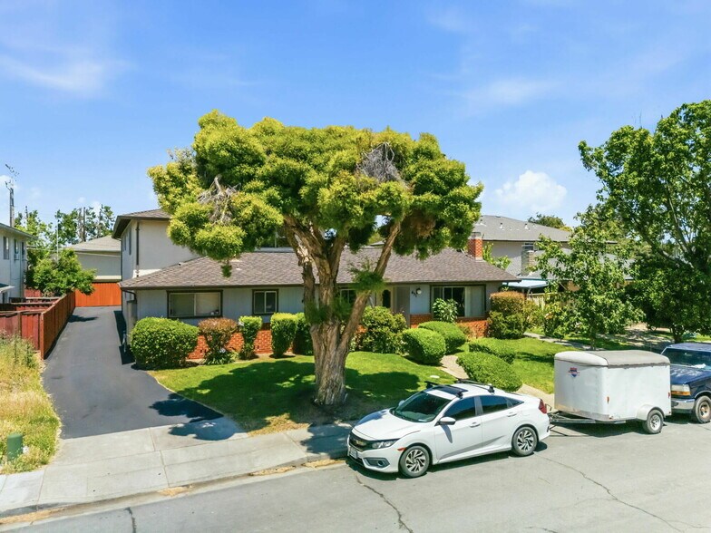 More Photos Of 651 Belladonna Ct, Sunnyvale Apartments For Sale