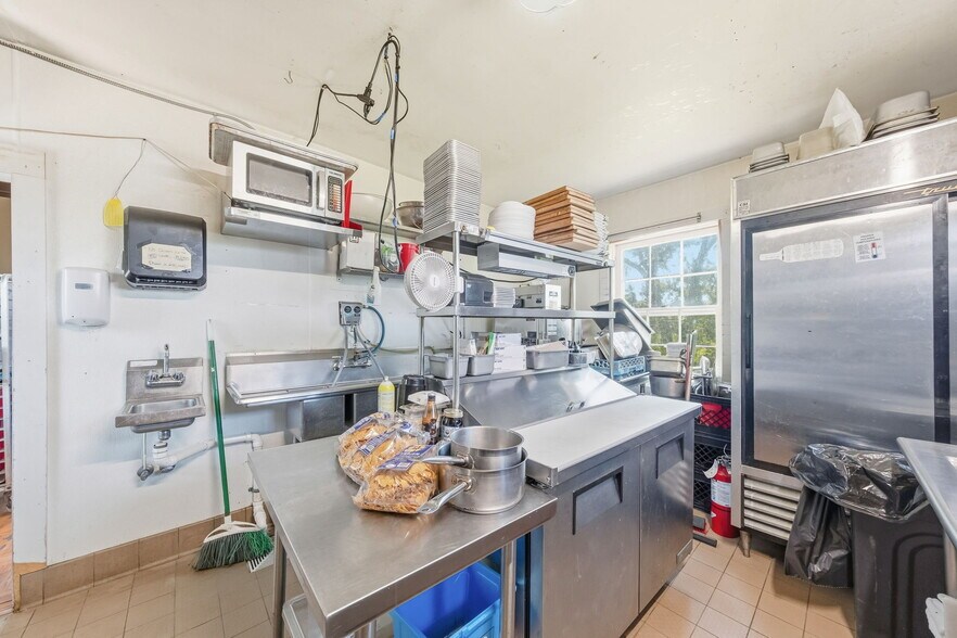 More Photos Of 15088 Boone Monument Rd, Marthasville Lodge Meeting Hall For Sale