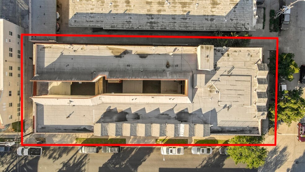 More Photos Of 2405 W 18th St, Los Angeles Apartments For Sale