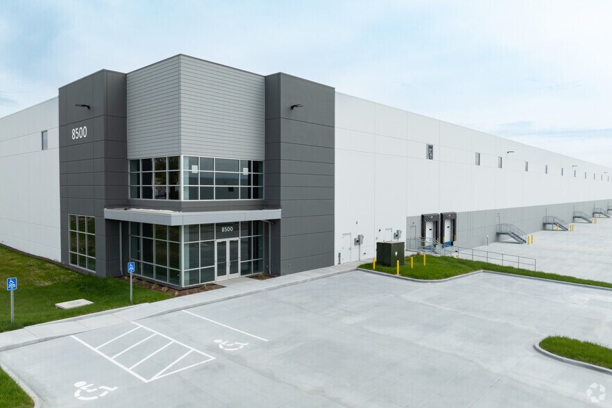 Primary Photo Of 8500 Reilly Ave, Saint Louis Warehouse For Lease