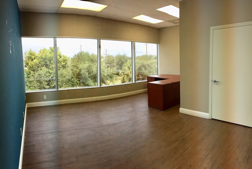 More Photos Of 1501 Corporate Dr, Boynton Beach Office For Lease