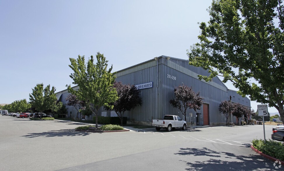 More Photos Of 261-299 S Vasco Rd, Livermore Warehouse For Lease